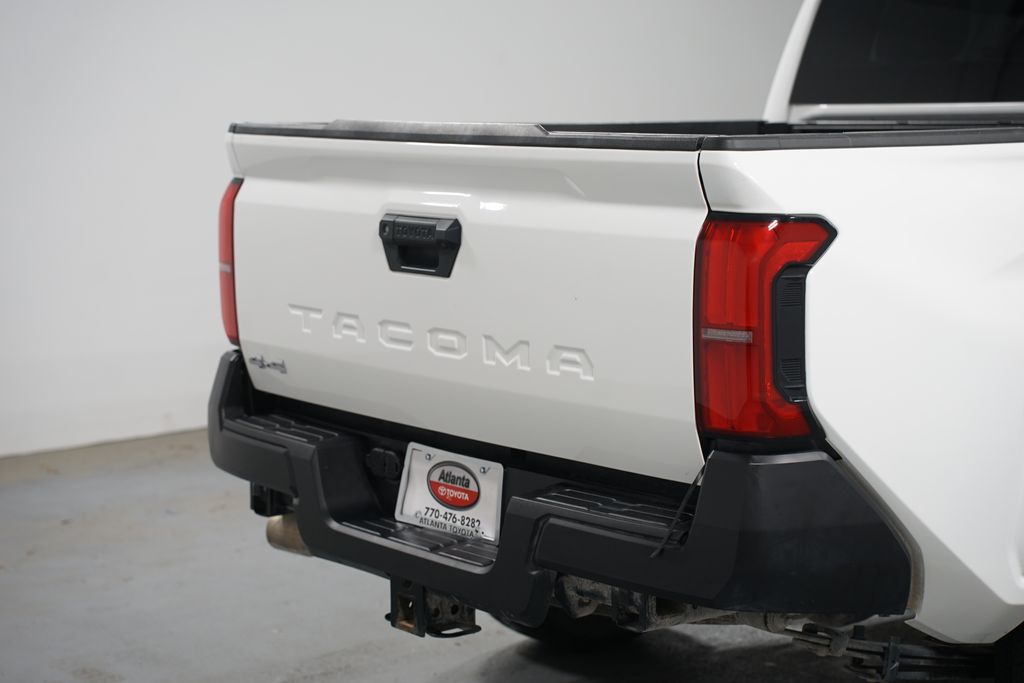 Thumbnail: 2024 Toyota Tacoma - 9