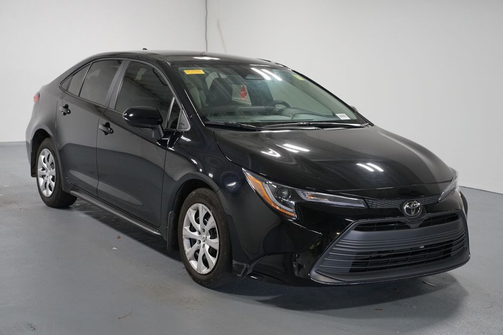 Thumbnail: 2026 Toyota Corolla - 3
