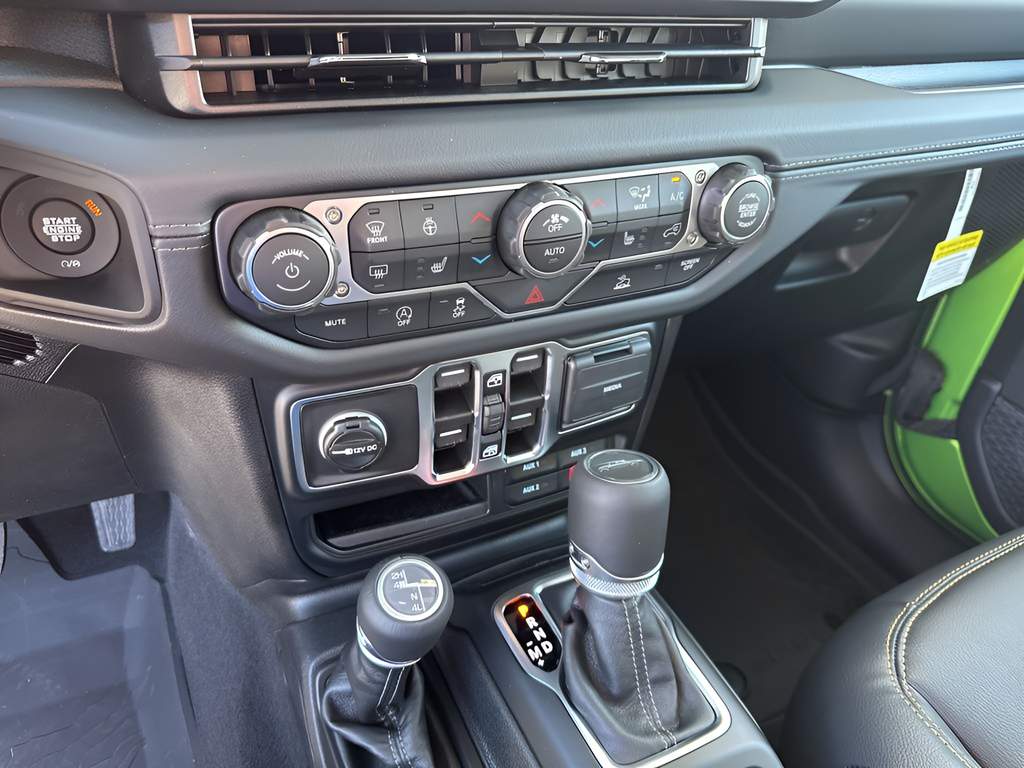 New Car 2025 Jeep Gladiator  For Sale Under $50,000 In Austin, Texas