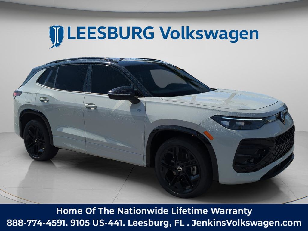 Black (Sandstone w/Deep Blk Roof) 2025 Volkswagen Tiguan SE R-Line Black 4Motion SUV / Crossover All-Wheel Drive 8-Speed Automatic