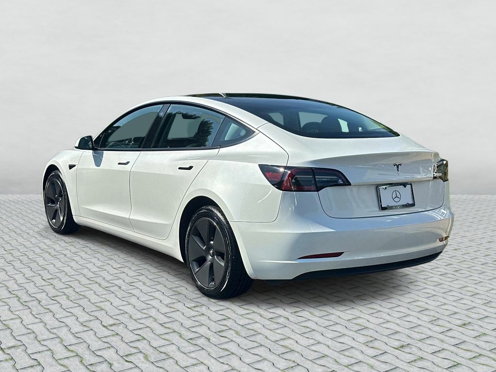 Thumbnail: 2023 Tesla Model 3 - 7