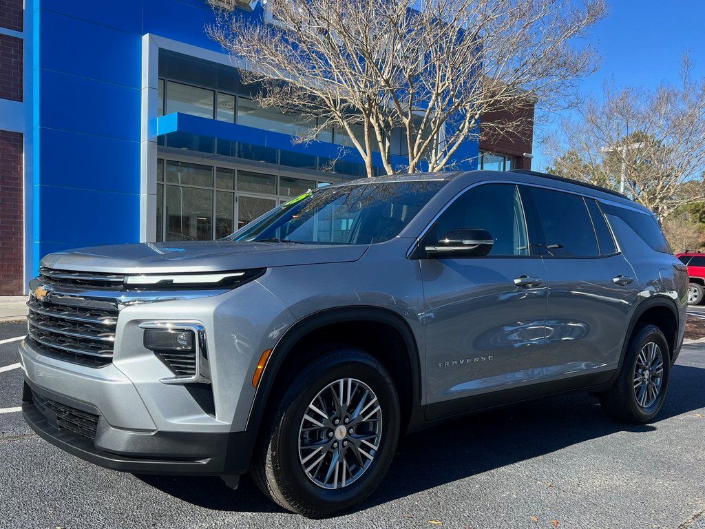 2025 Chevrolet Traverse LT AWD