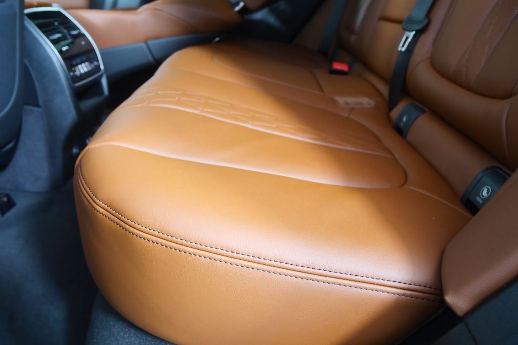 Thumbnail: 2026 BMW X5 - 15