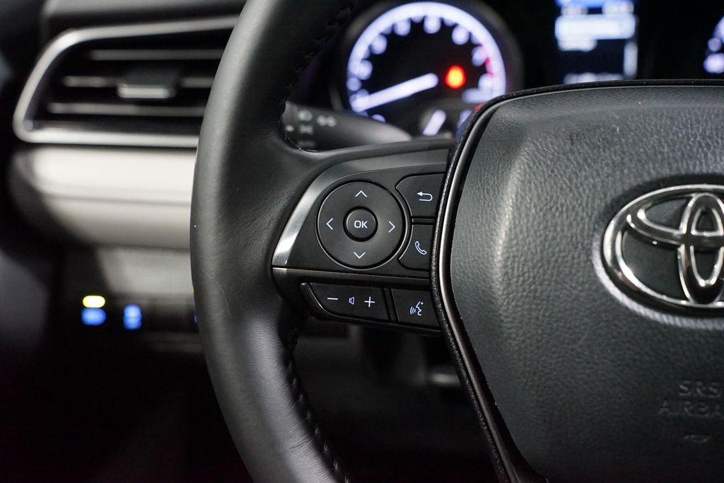 Thumbnail: 2023 Toyota Camry - 14