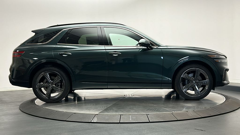 2022 Genesis GV70 Sport 8