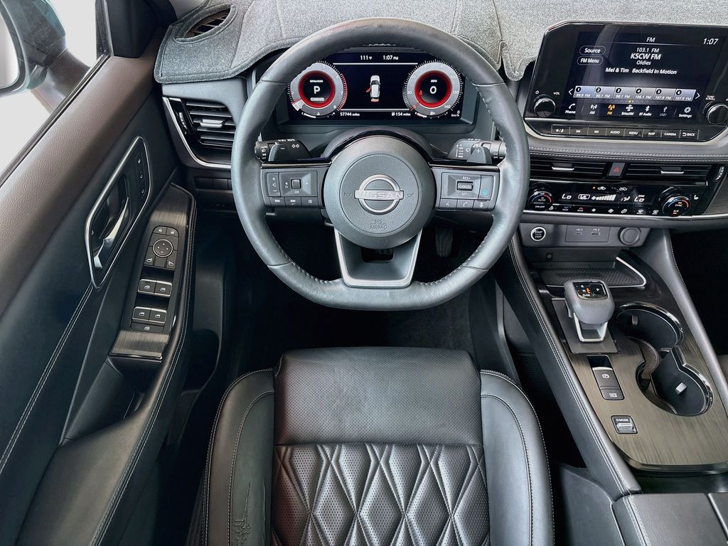 Thumbnail: 2022 Nissan Rogue - 10