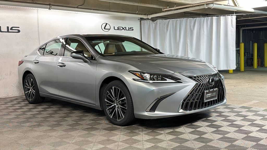 2022 Lexus ES 250 AWD