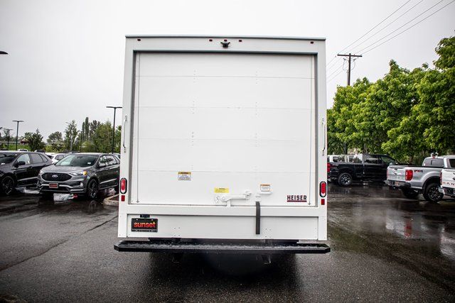 New 2024 White Ford Base image 4