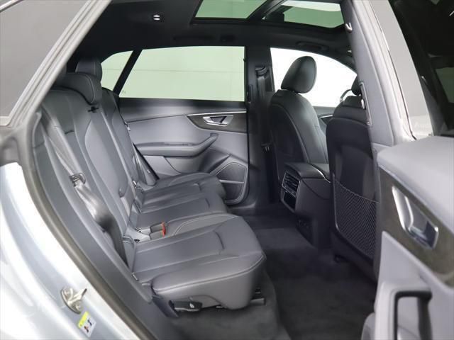 Thumbnail: 2025 Audi Q8 - 23