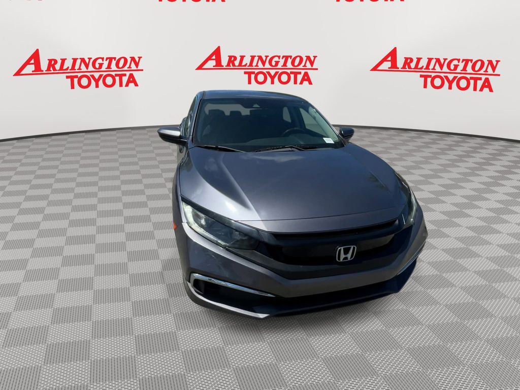 View vehicle photo 4