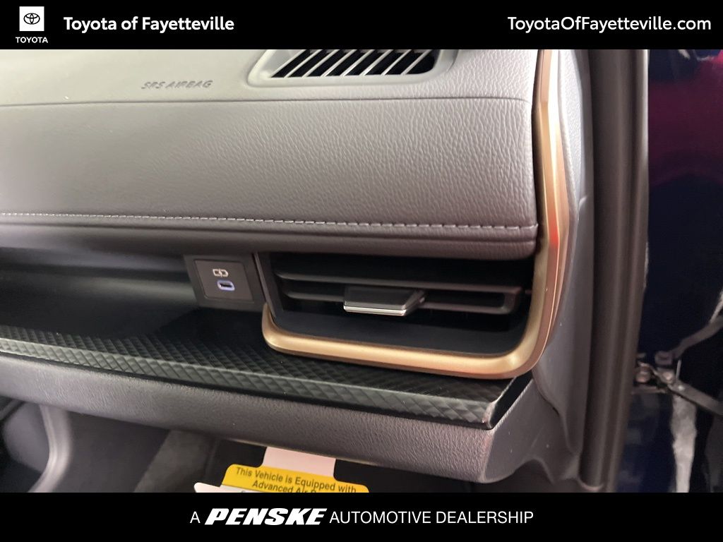 Thumbnail: 2026 Toyota Grand Highlander - 10