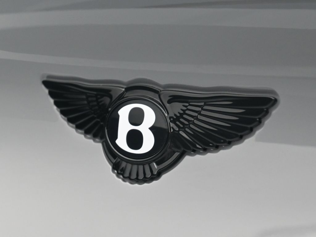 Used 2026 Gray Bentley  image 21
