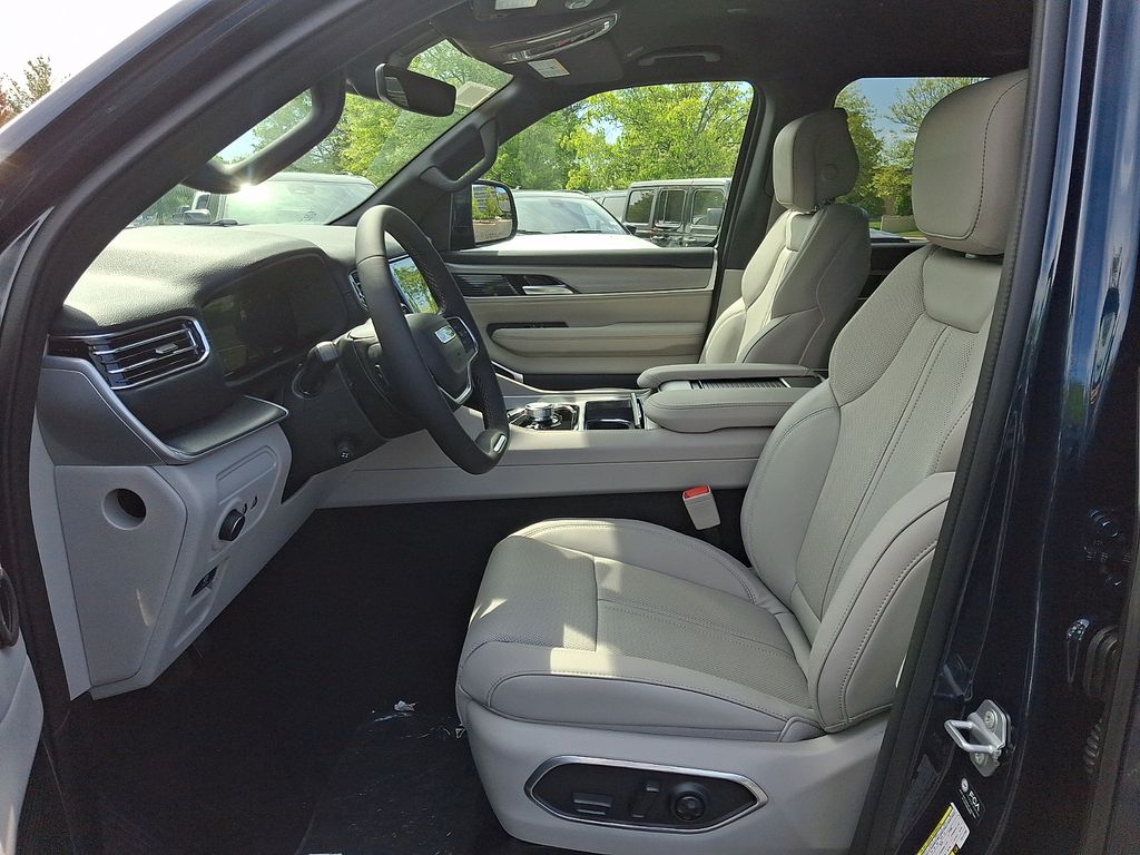 New 2026 Jeep Grand Wagoneer L SUV