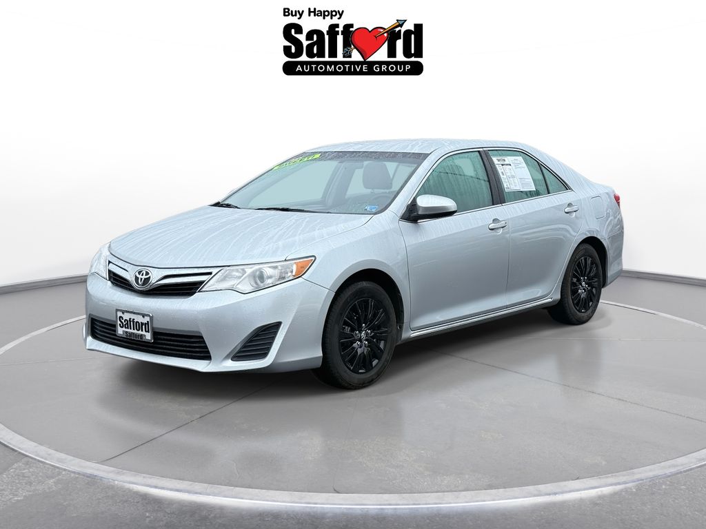 2014 Toyota Camry LE