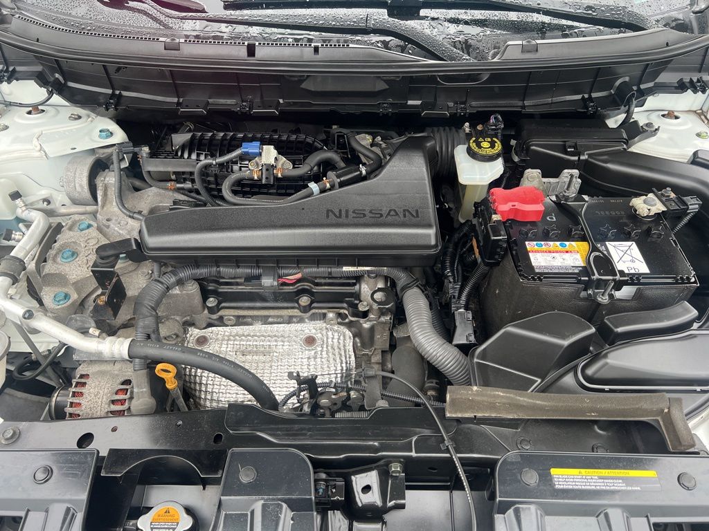 2020 Nissan Rogue SV photo