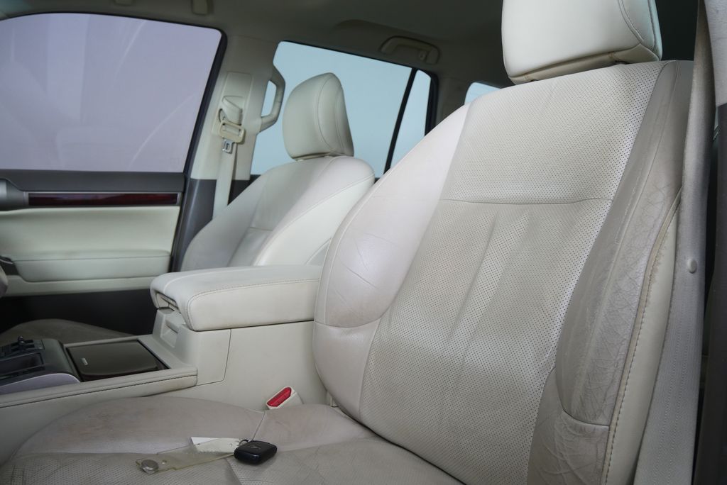 Thumbnail: 2010 Lexus GX - 11