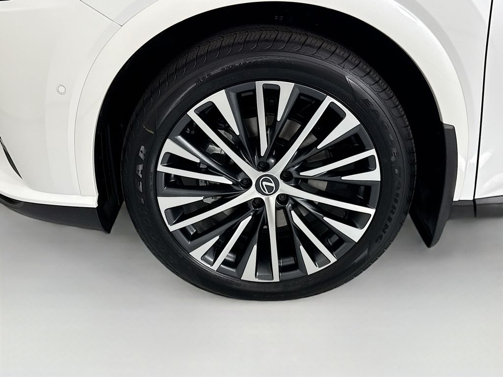 Thumbnail: 2026 Lexus RX - 31