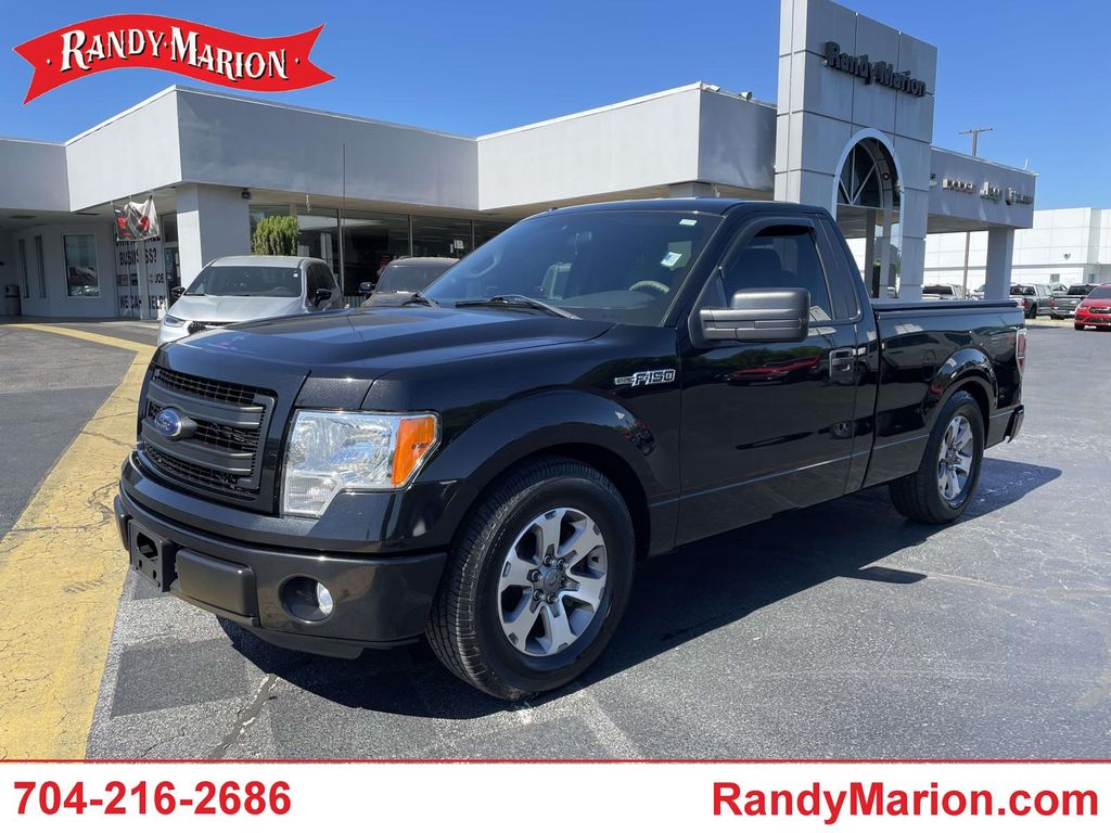 Tuxedo Black Metallic 2013 Ford F-150 STX Pickup Truck 4X2 6-Speed Automatic