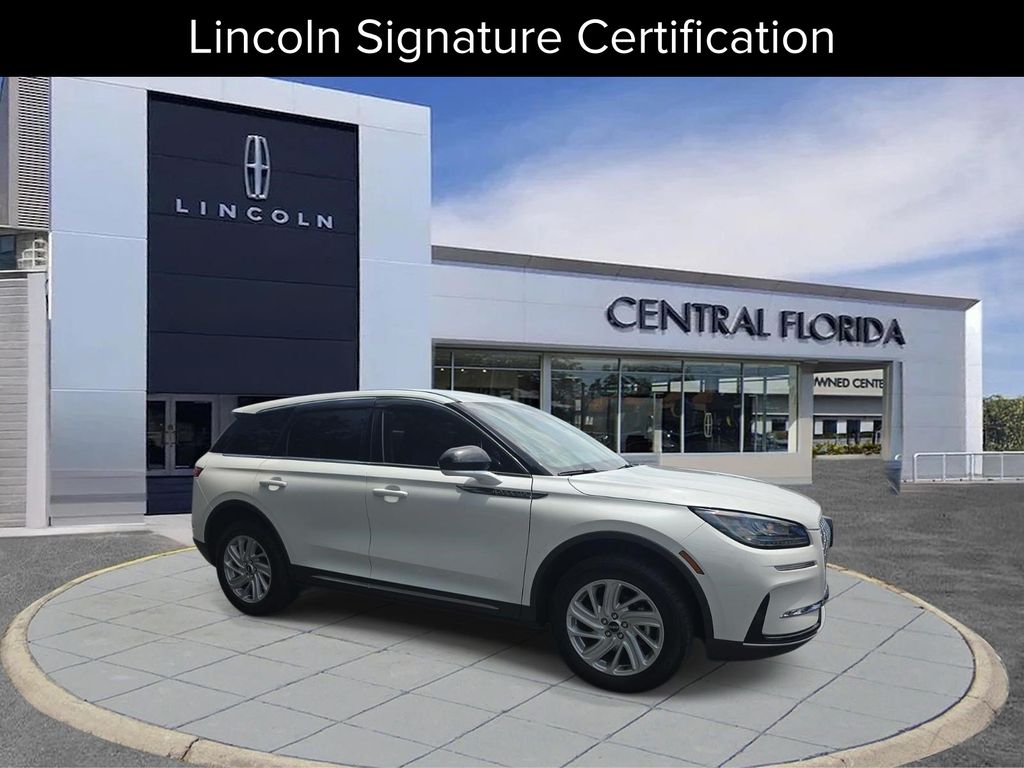 2023 Lincoln Corsair Standard FWD