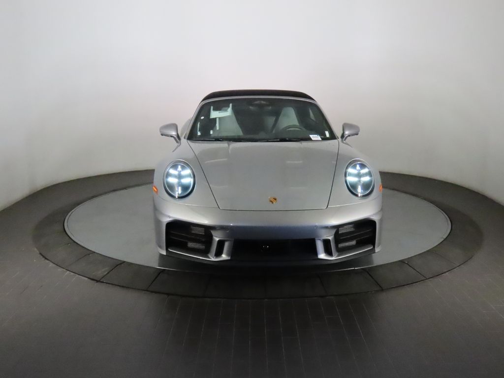 Thumbnail: 2026 Porsche 911 - 10