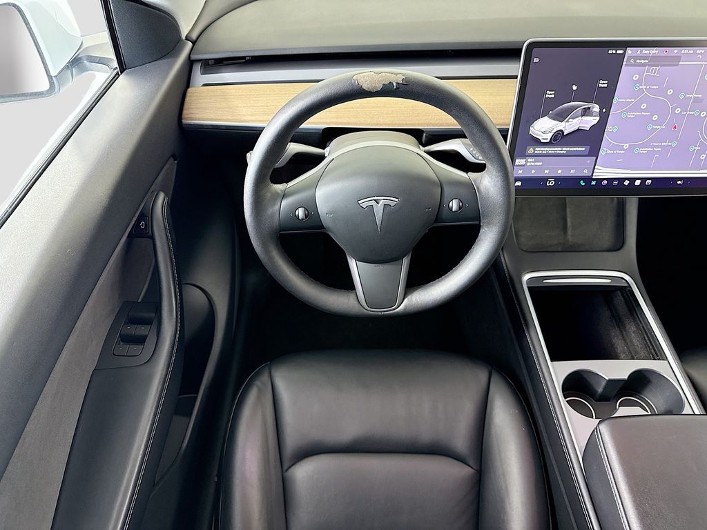 Thumbnail: 2022 Tesla Model Y - 10