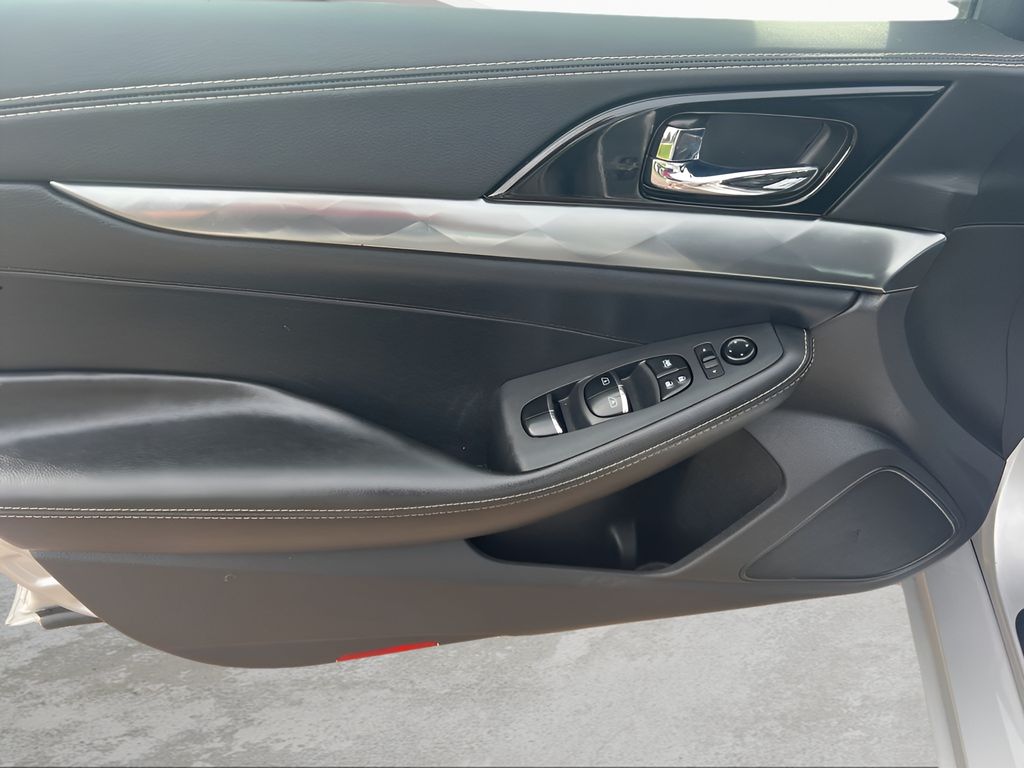 2021 Nissan Maxima