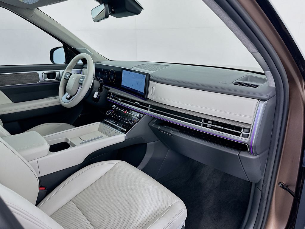 2024 Hyundai Santa Fe Limited 32