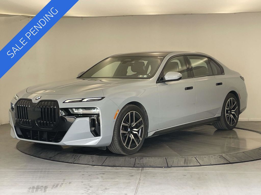 Brooklyn Gray Metallic 2023 BMW 7 Series Sedan Rear-Wheel Drive 8-Speed Automatic