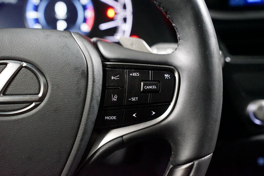 Thumbnail: 2024 Lexus ES - 13