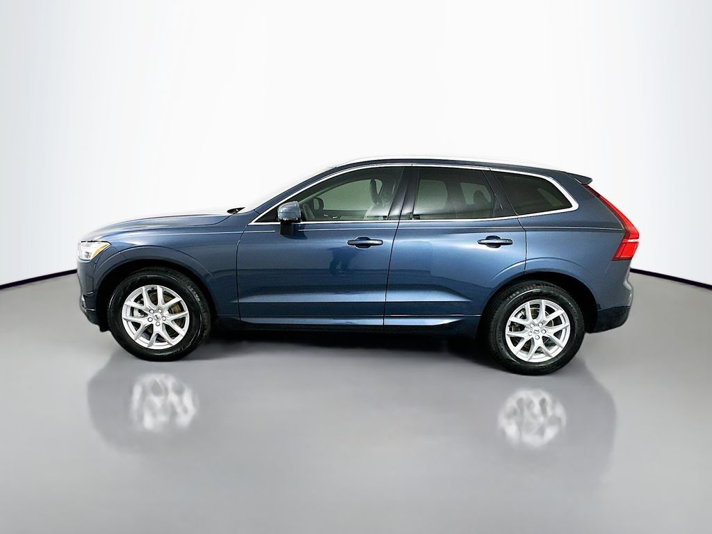 Thumbnail: 2021 Volvo XC60 - 8