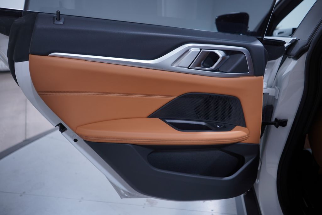 Thumbnail: 2023 BMW i4 - 15
