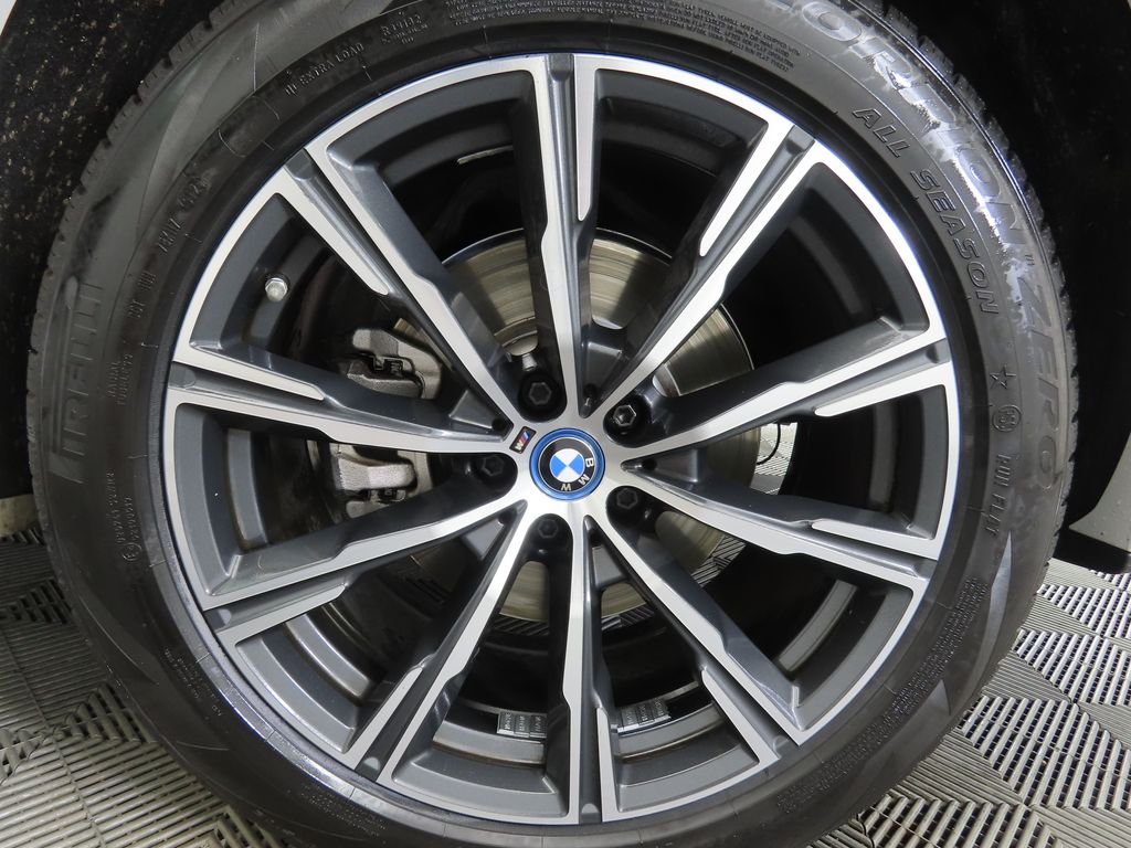 Thumbnail: 2023 BMW X5 - 31