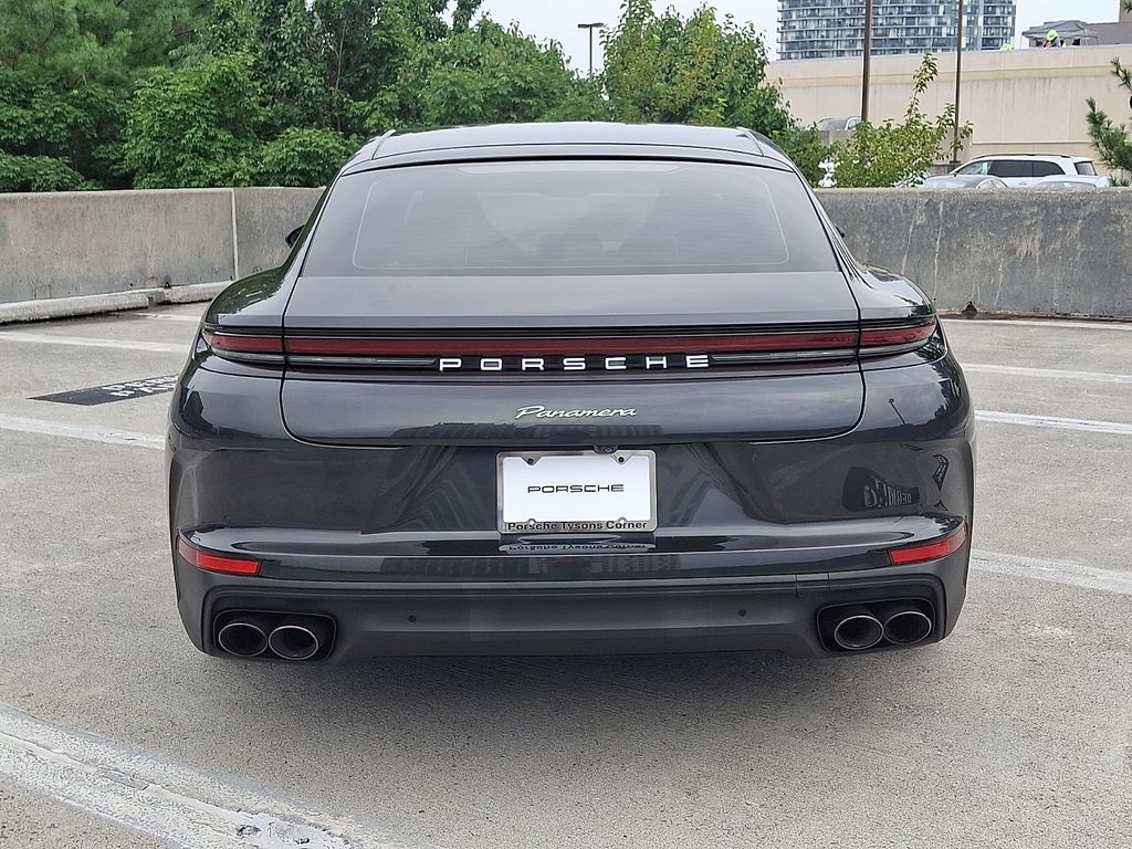 Thumbnail: 2024 Porsche Panamera - 9