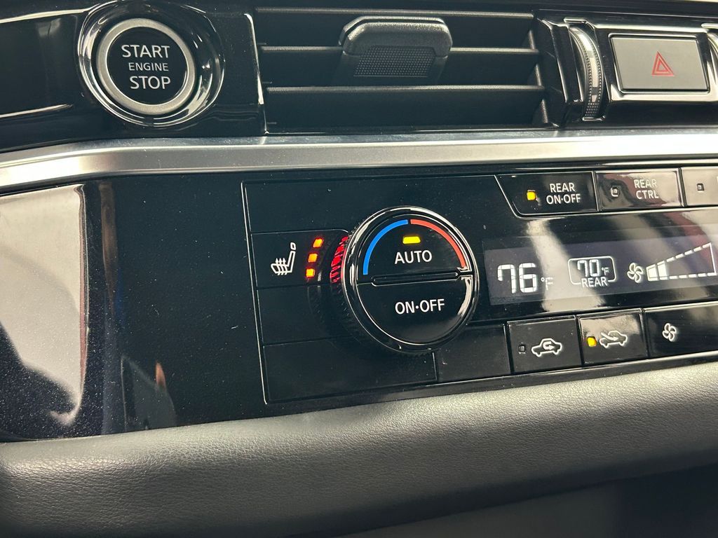 Used 2024 Scarlet Ember Nissan SL image 30