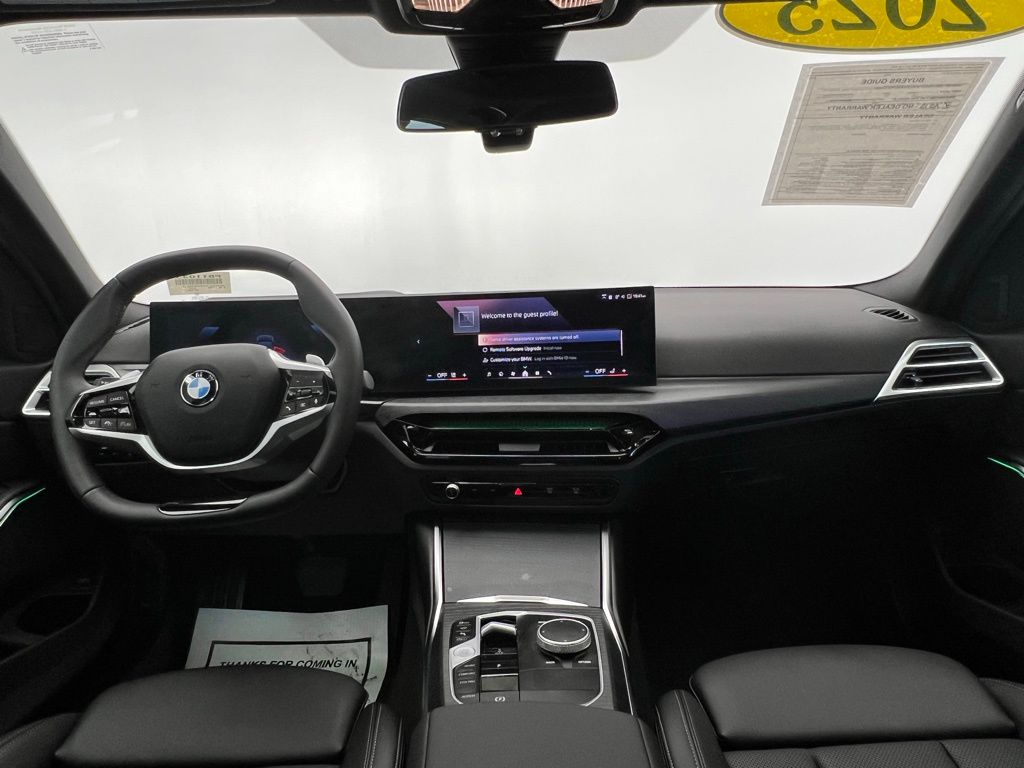 Thumbnail: 2025 BMW 3 Series - 10