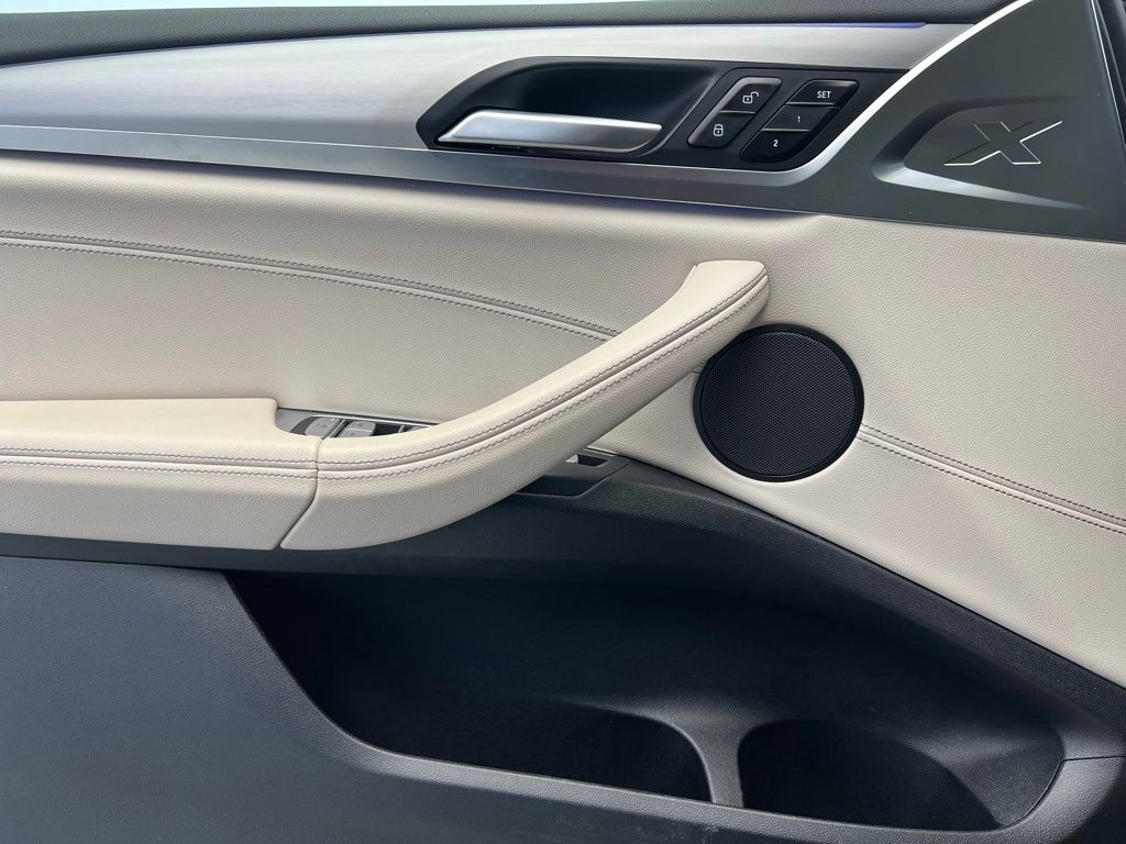 Thumbnail: 2022 BMW X3 - 21