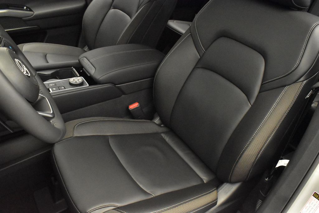 Thumbnail: 2025 Nissan Pathfinder - 13