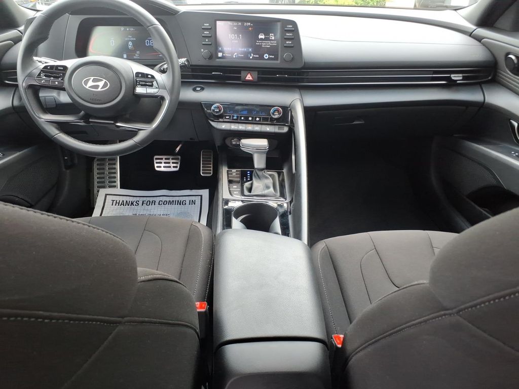 New 2026 Hyundai Elantra Sedan