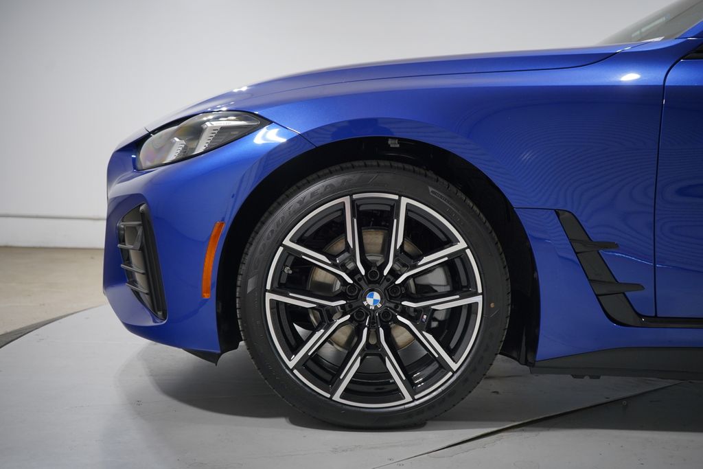 Thumbnail: 2026 BMW i4 - 2
