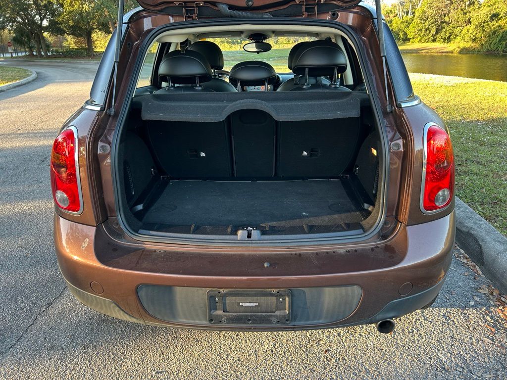 Thumbnail: 2013 MINI Cooper Countryman - 10