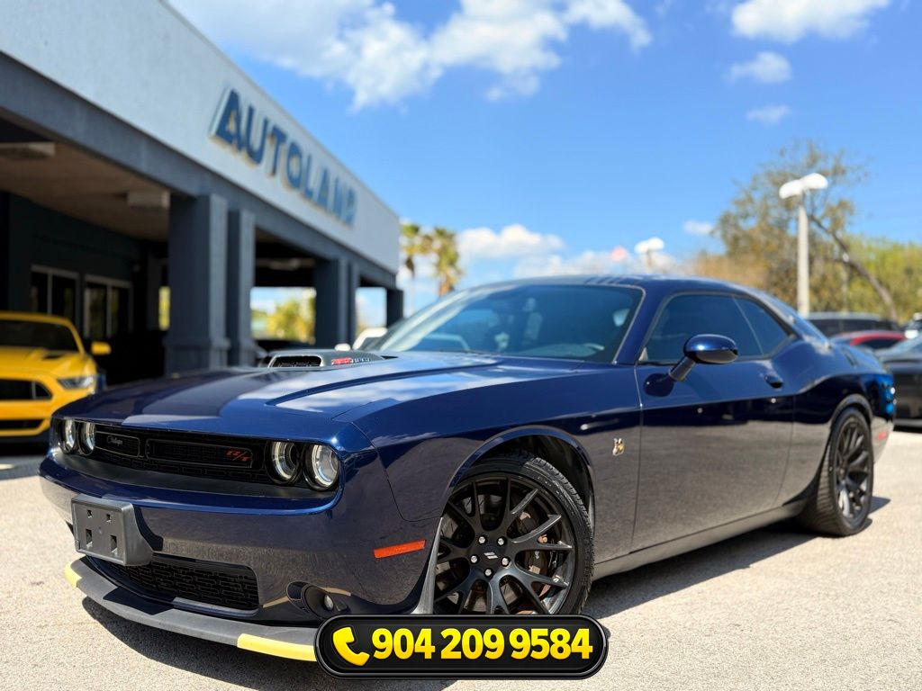 Contusion Blue Pearlcoat 2017 Dodge Challenger R/T Scat Pack RWD Coupe Rear-Wheel Drive 8-Speed Automatic