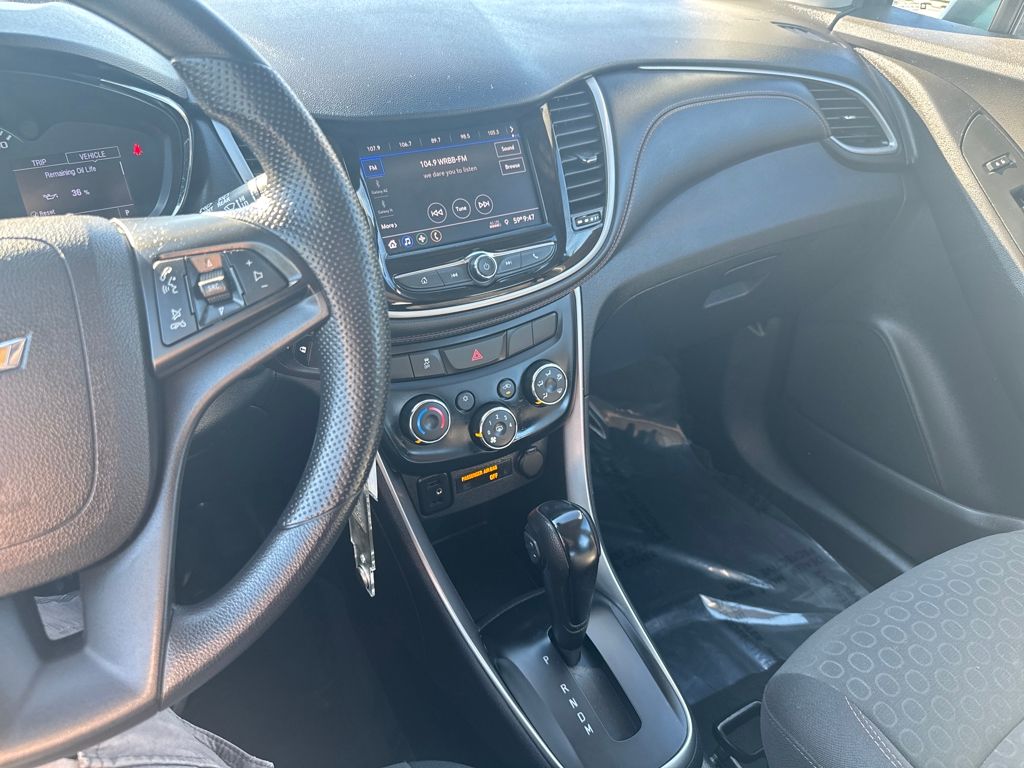 2020 Chevrolet Trax LS photo 15