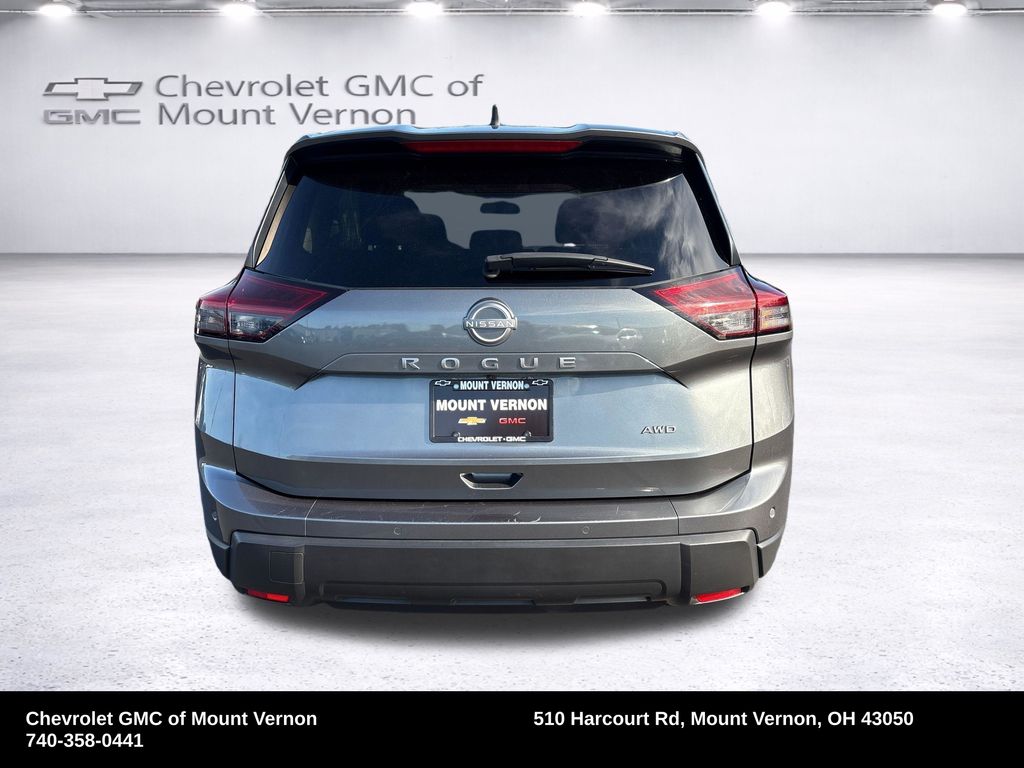 2024 Nissan Rogue S - Image 4