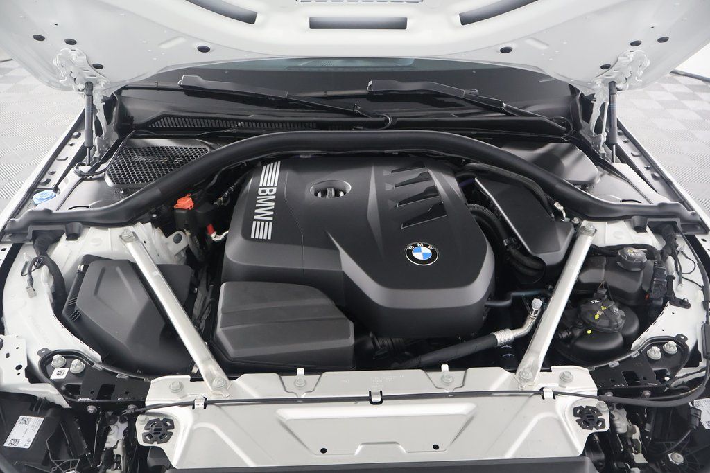 Thumbnail: 2026 BMW 4 Series - 9