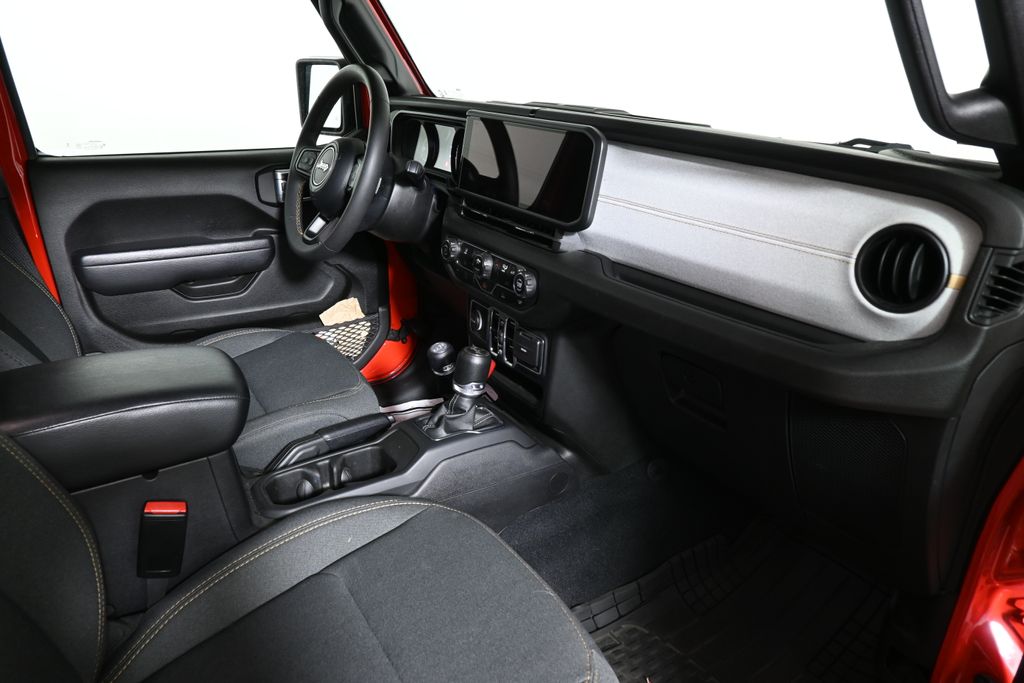 Thumbnail: 2024 Jeep Wrangler - 25