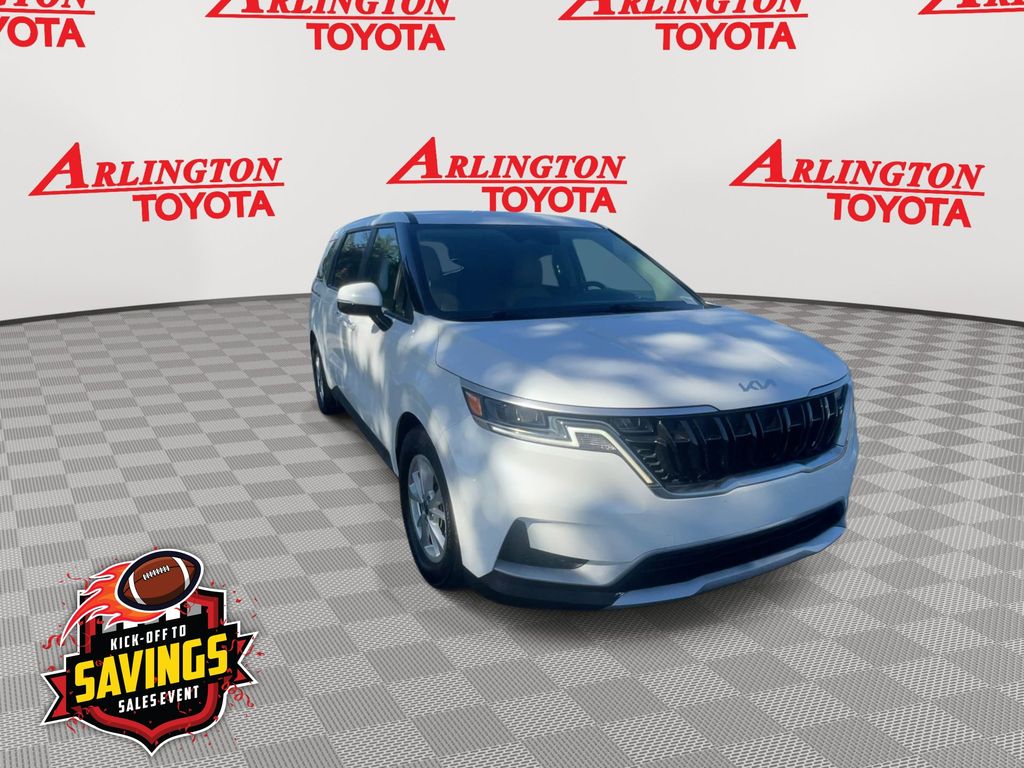 Used 2023 Kia Carnival Van