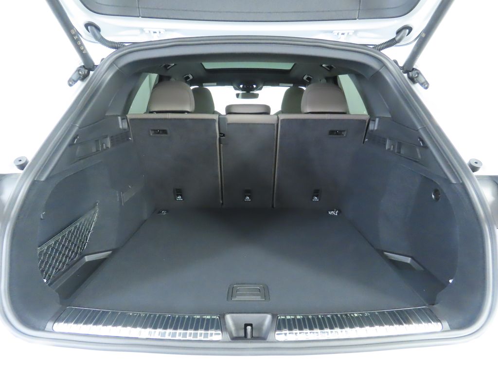 2025 Audi Q5  30