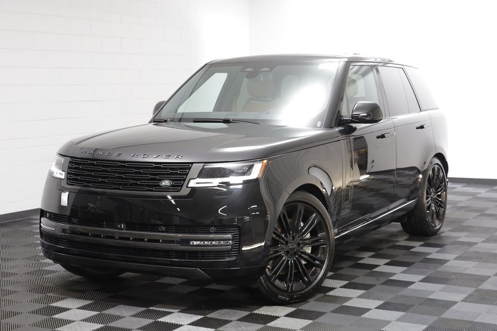 2026 Land Rover Range Rover P530 SE AWD