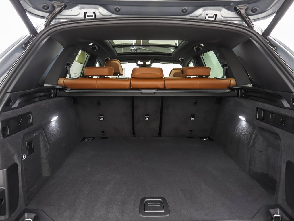 Thumbnail: 2026 BMW X5 - 24