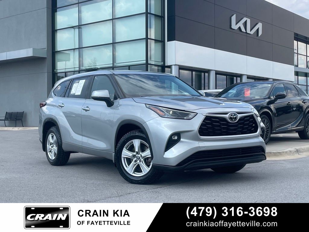 Celestial Silver Metallic 2024 Toyota Highlander SUV / Crossover All-Wheel Drive 8-Speed Automatic